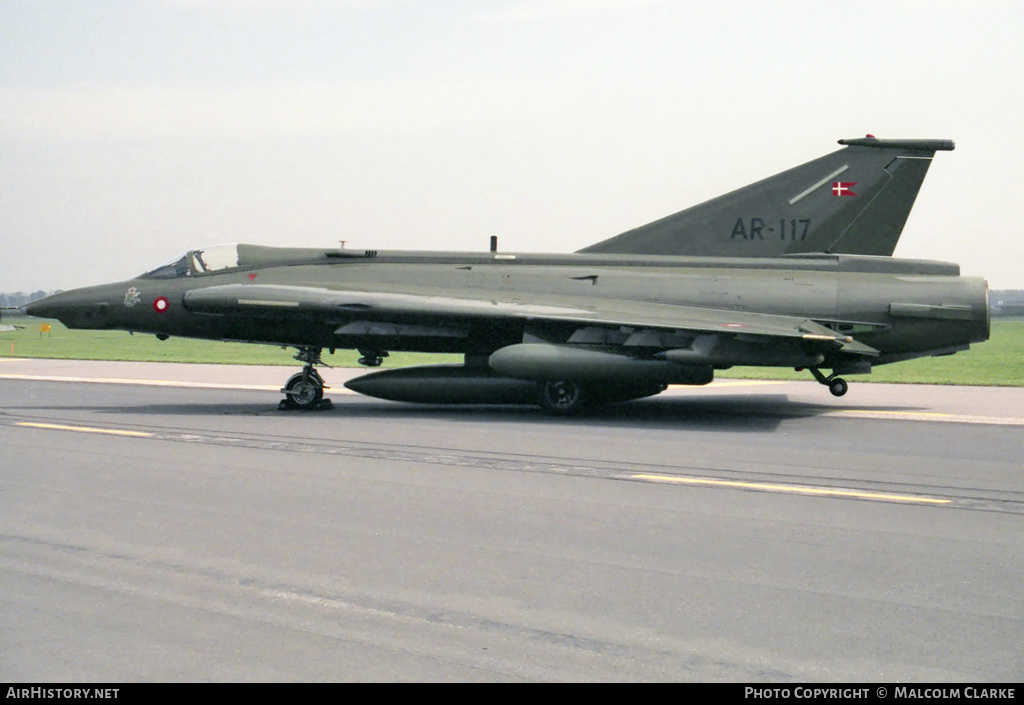 Aircraft Photo of AR-117 | Saab RF-35 Draken | Denmark - Air Force | AirHistory.net #156225