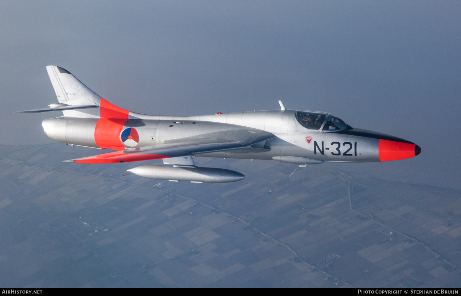 Aircraft Photo of G-BWGL / N-321 | Hawker Hunter T8C | Netherlands - Air Force | AirHistory.net #156241