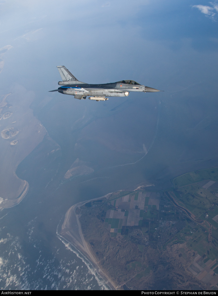 Aircraft Photo of J-203 | General Dynamics F-16AM Fighting Falcon | Netherlands - Air Force | AirHistory.net #156249