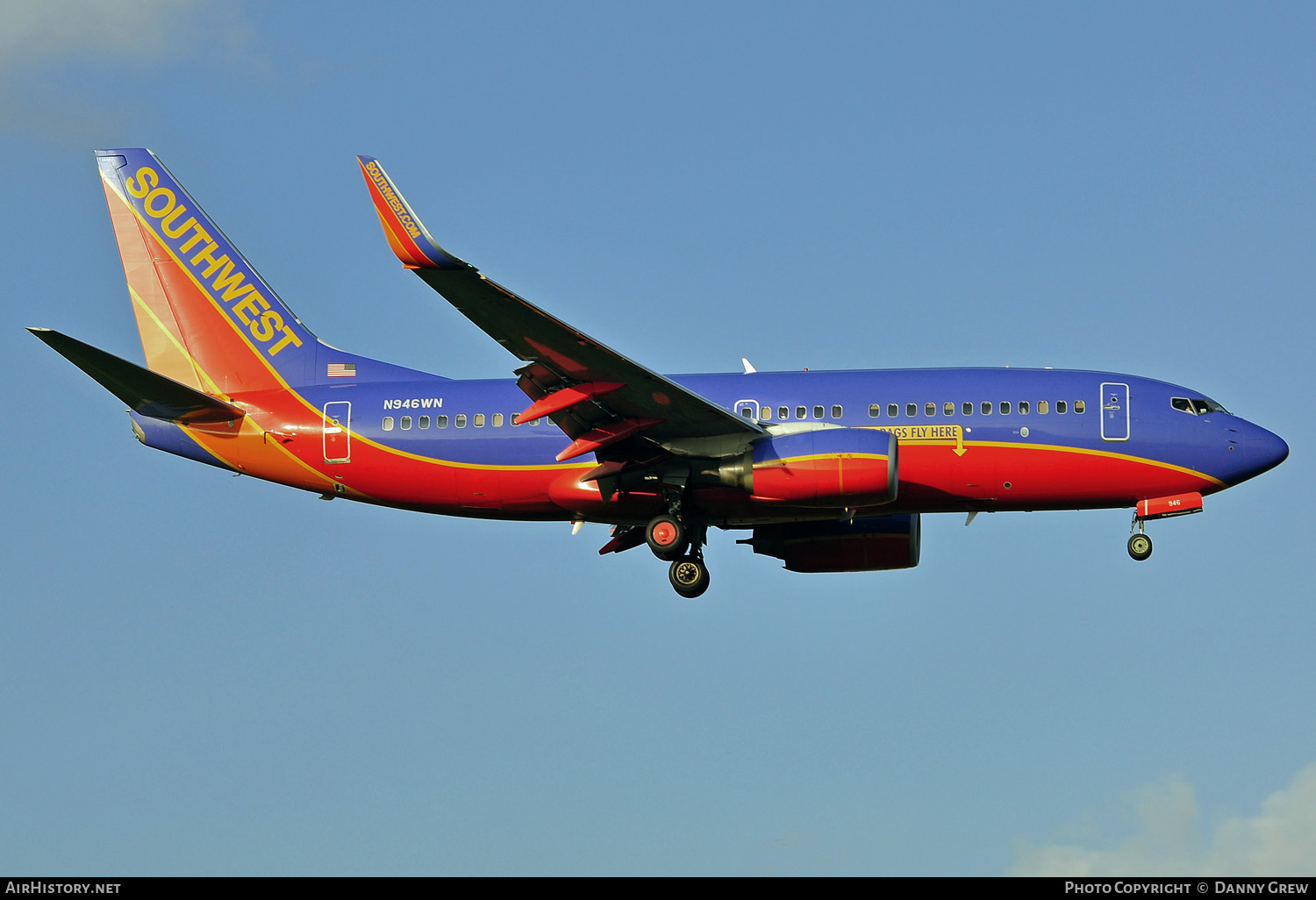 Aircraft Photo of N946WN | Boeing 737-7H4 | Southwest Airlines | AirHistory.net #156271