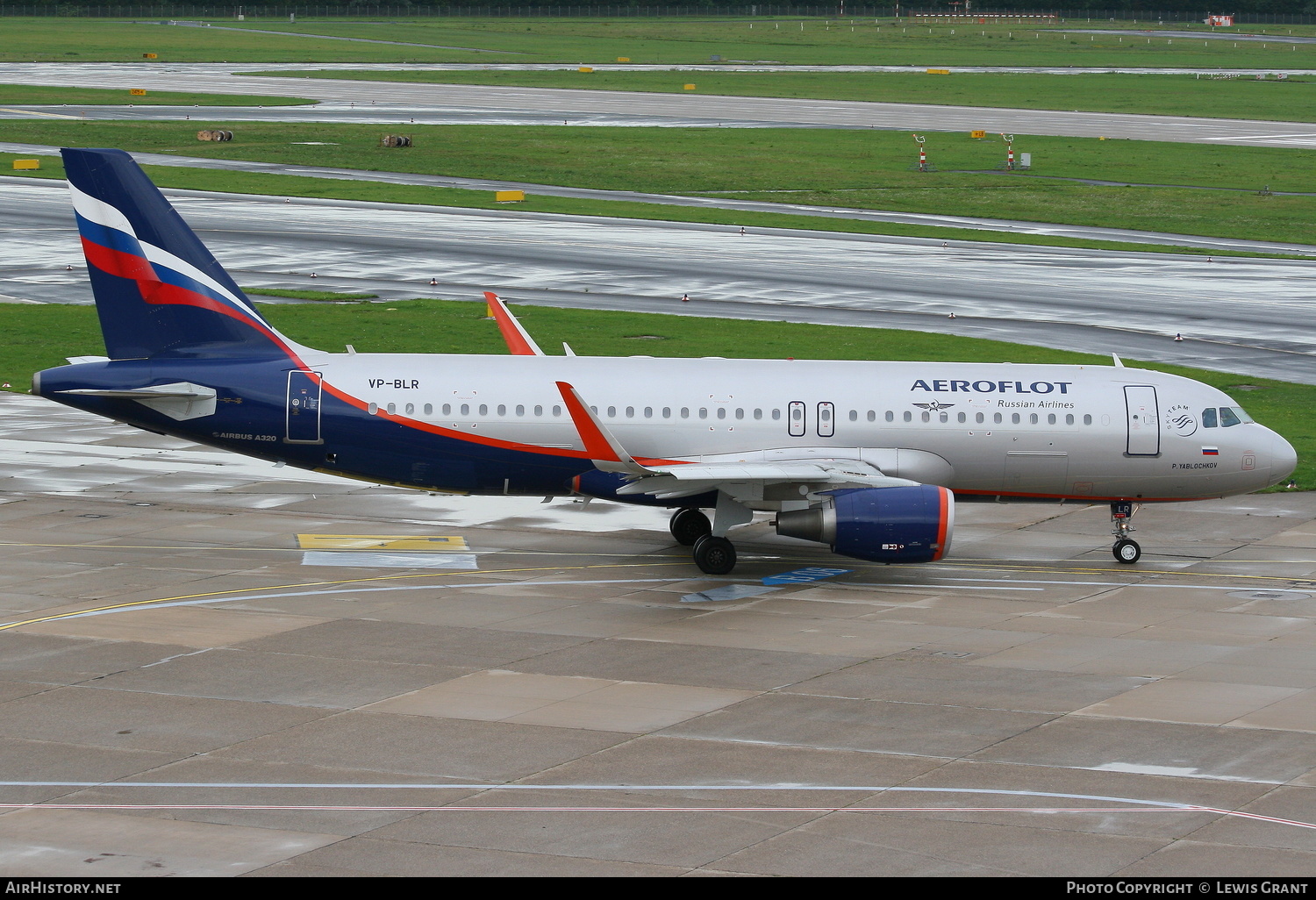 Aircraft Photo of VP-BLR | Airbus A320-214 | Aeroflot - Russian Airlines | AirHistory.net #156378