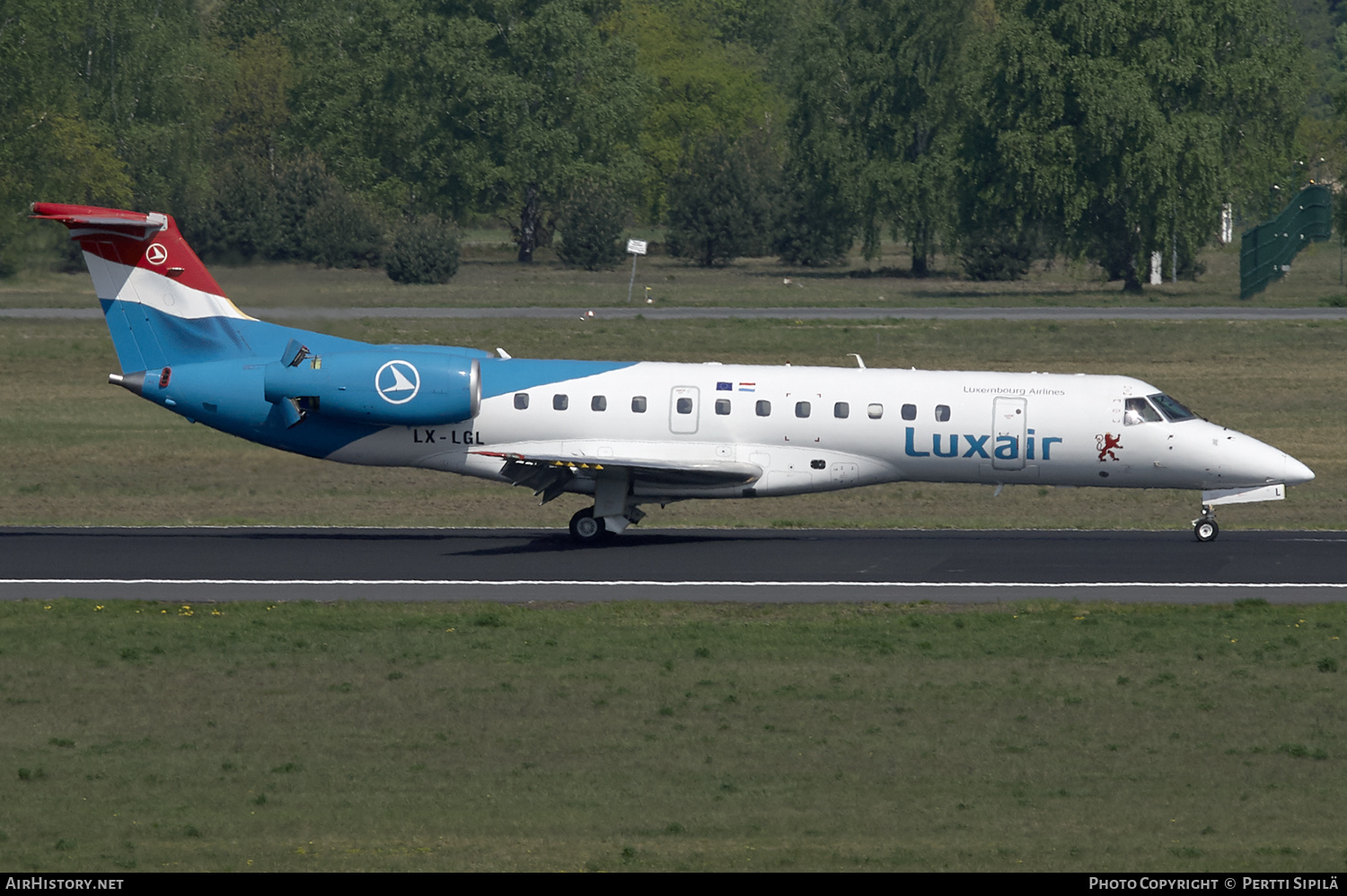 Aircraft Photo of LX-LGL | Embraer ERJ-135LR (EMB-135LR) | Luxair | AirHistory.net #156383