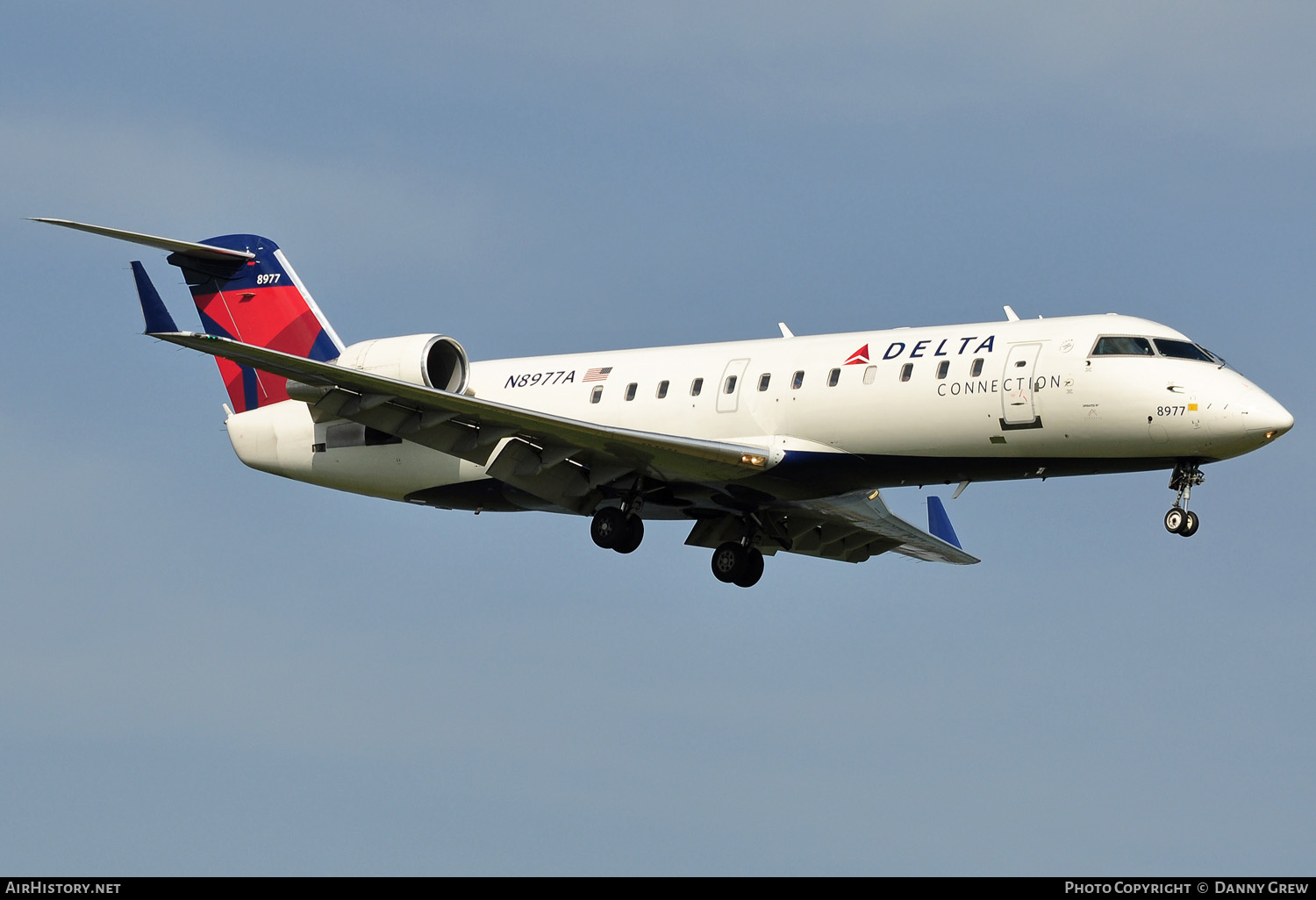 Aircraft Photo of N8977A | Bombardier CRJ-200ER (CL-600-2B19) | Delta Connection | AirHistory.net #156398