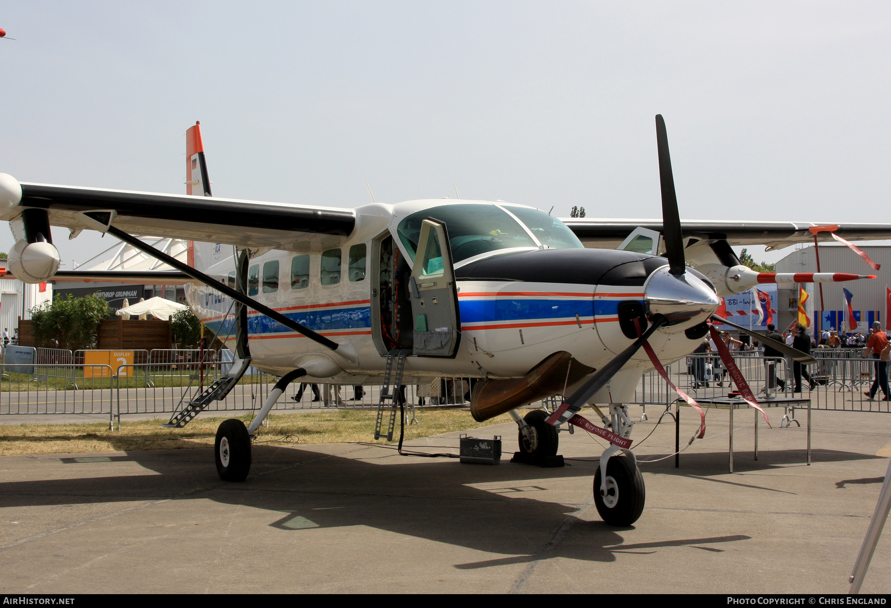 Aircraft Photo of D-FDLR | Cessna 208B Grand Caravan | DLR - Deutsches Zentrum für Luft- und Raumfahrt | AirHistory.net #156402