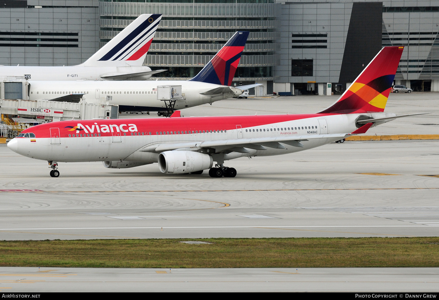 Aircraft Photo of N948AC | Airbus A330-243 | Avianca | AirHistory.net #156405