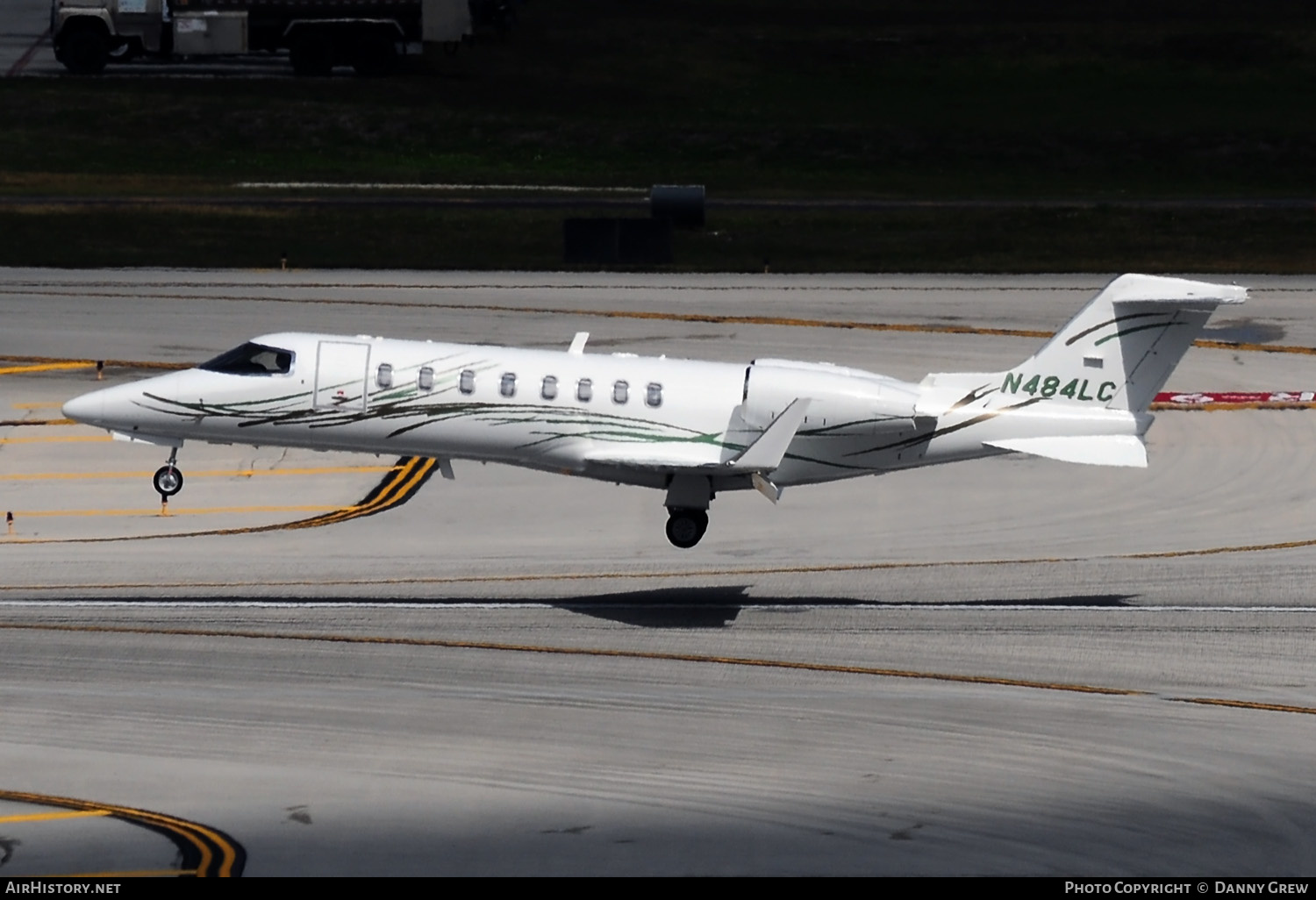 Aircraft Photo of N484LC | Learjet 45 | AirHistory.net #156461
