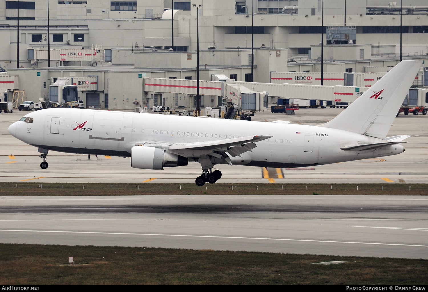 Aircraft Photo of N315AA | Boeing 767-223(BDSF) | ABX Air | AirHistory.net #156519