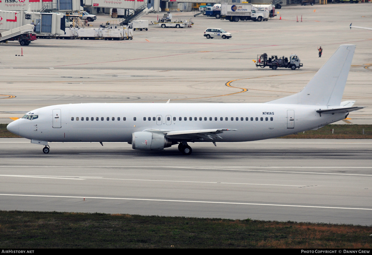 Aircraft Photo of N741AS | Boeing 737-484 | Sky King | AirHistory.net #156521