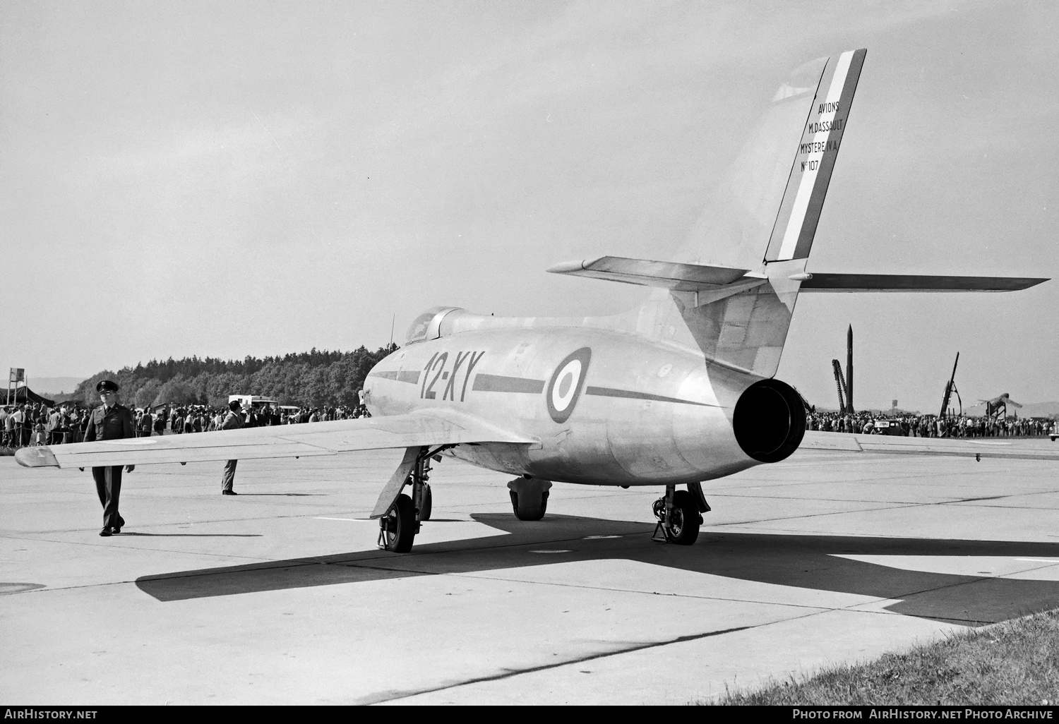 Aircraft Photo of 107 | Dassault MD-454 Mystere IV A | France - Air Force | AirHistory.net #156578