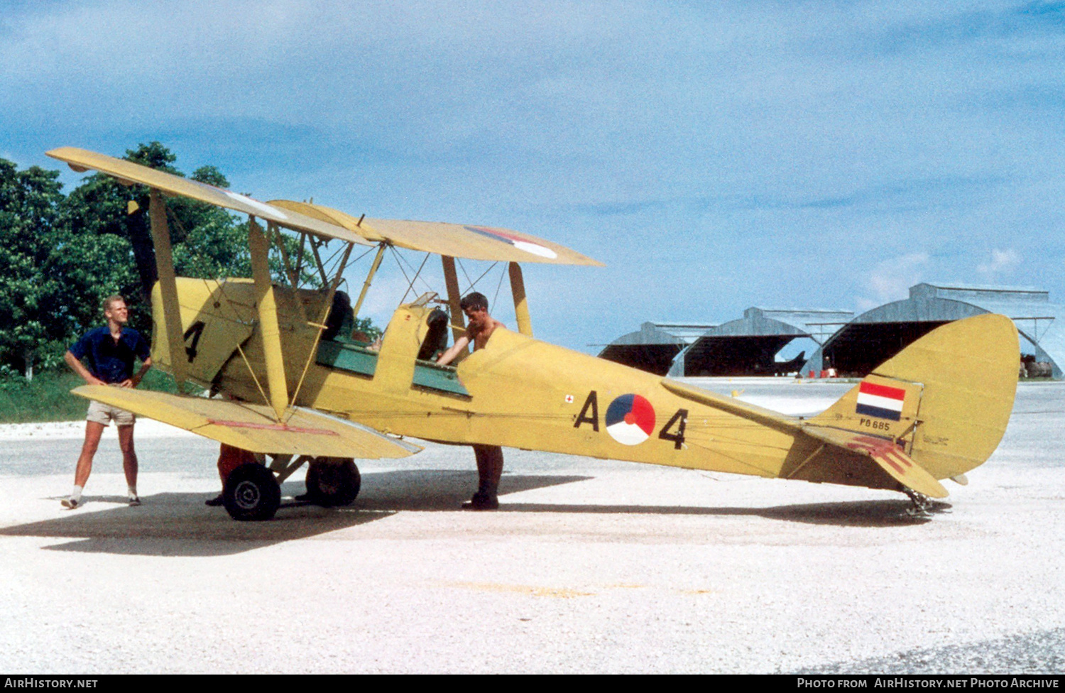 Aircraft Photo of A-4 | De Havilland D.H. 82A Tiger Moth II | Netherlands - Air Force | AirHistory.net #156637