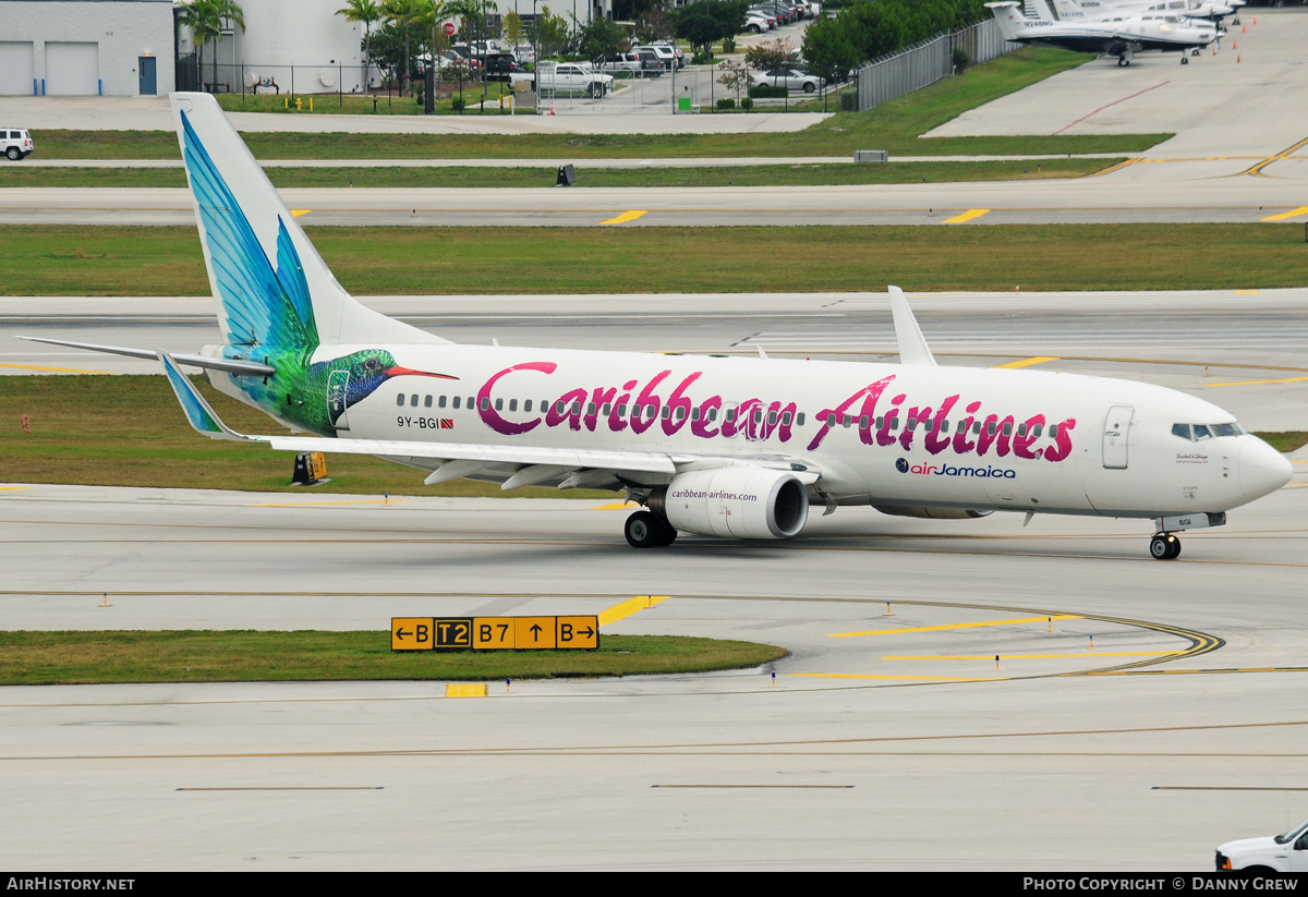 Aircraft Photo of 9Y-BGI | Boeing 737-8Q8 | Caribbean Airlines | AirHistory.net #156669