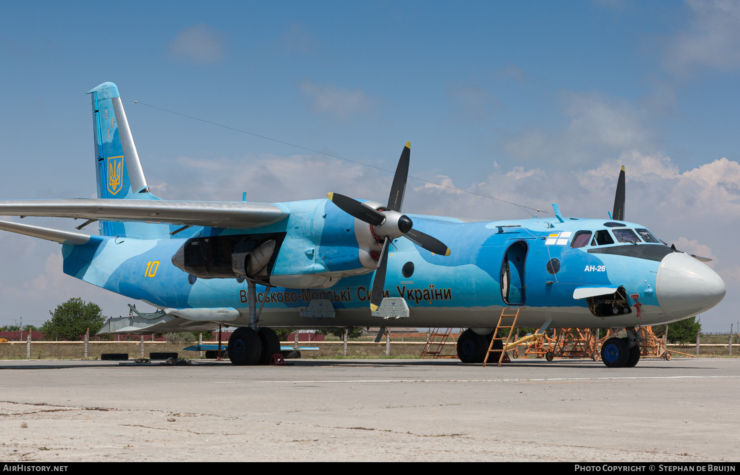 Aircraft Photo of 10 yellow | Antonov An-26 | Ukraine - Navy | AirHistory.net #156720