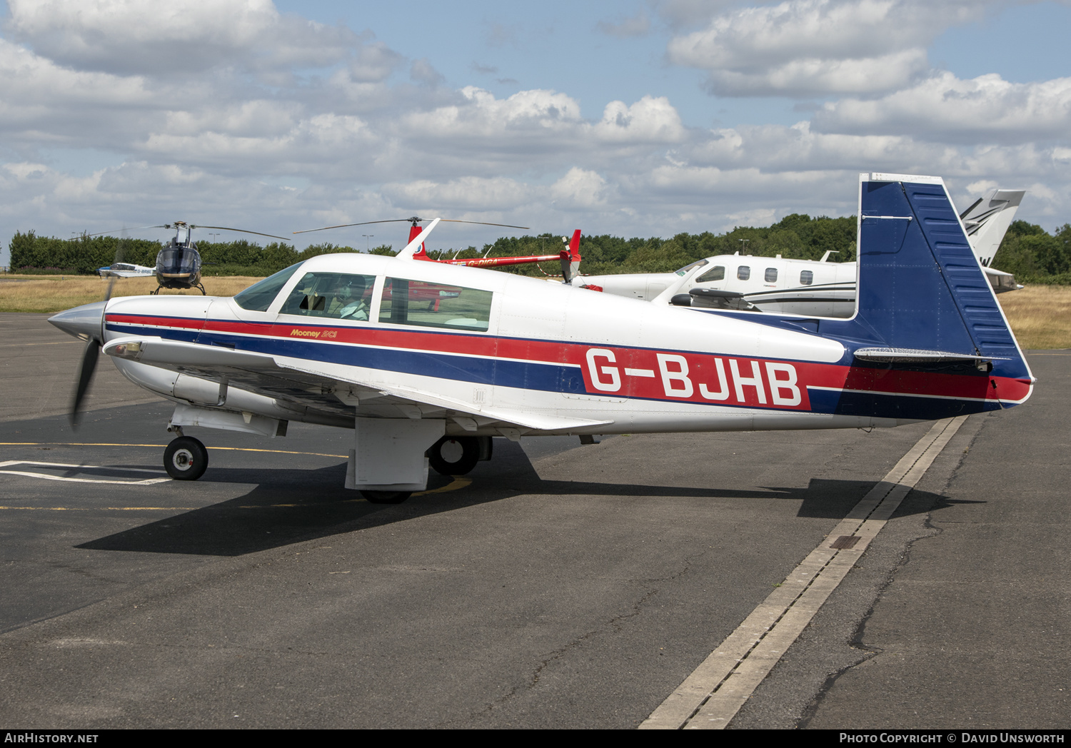Aircraft Photo of G-BJHB | Mooney M-20J 201 | AirHistory.net #156774