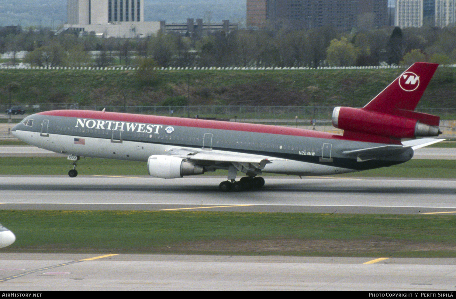 Aircraft Photo of N224NW | McDonnell Douglas DC-10-30 | Northwest Airlines | AirHistory.net #156822