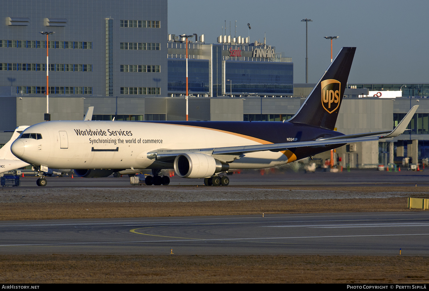 Aircraft Photo of N354UP | Boeing 767-34AF/ER | United Parcel Service - UPS | AirHistory.net #156900