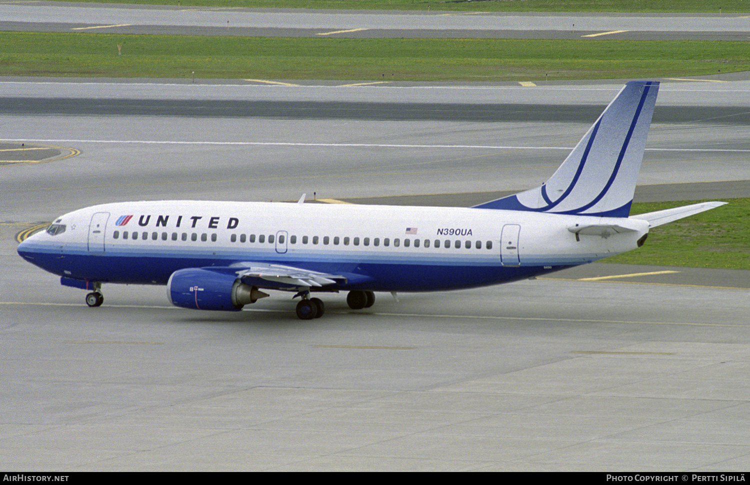 Aircraft Photo of N390UA | Boeing 737-322 | United Airlines | AirHistory.net #156955