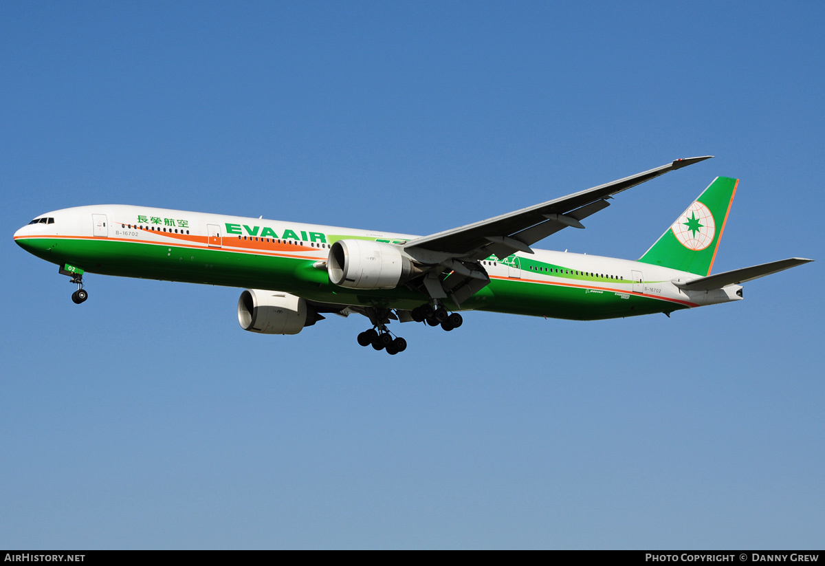 Aircraft Photo of B-16702 | Boeing 777-35E/ER | EVA Air | AirHistory.net #157011