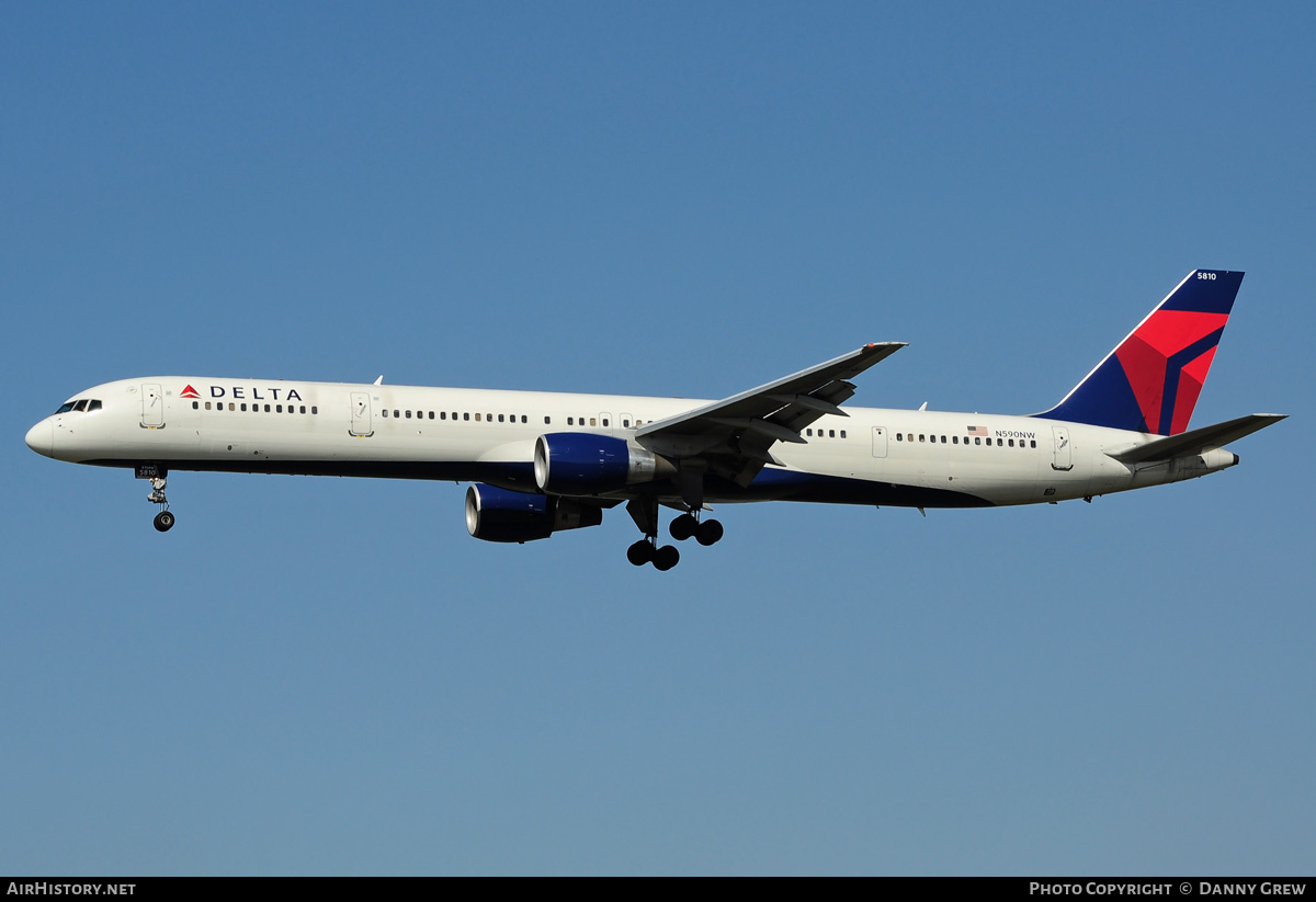 Aircraft Photo of N590NW | Boeing 757-351 | Delta Air Lines | AirHistory.net #157012