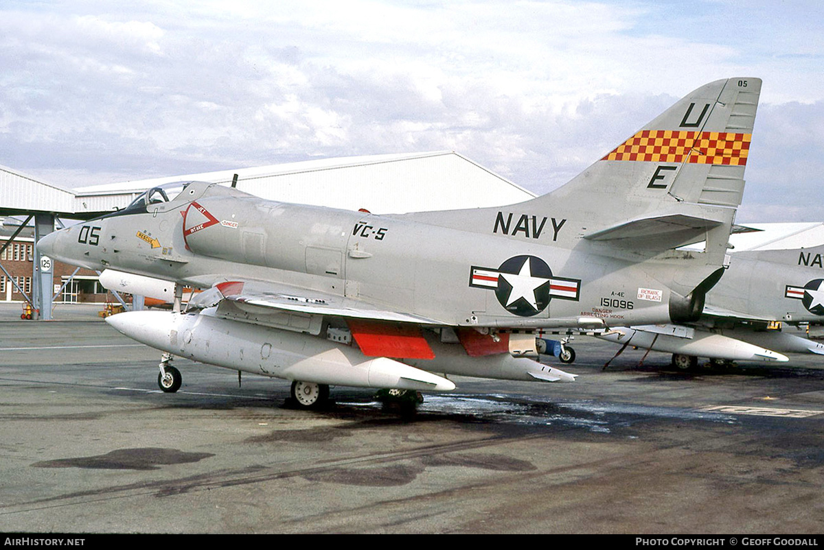 Aircraft Photo of 151096 | Douglas A-4E Skyhawk (A4D-5) | USA - Navy | AirHistory.net #157040