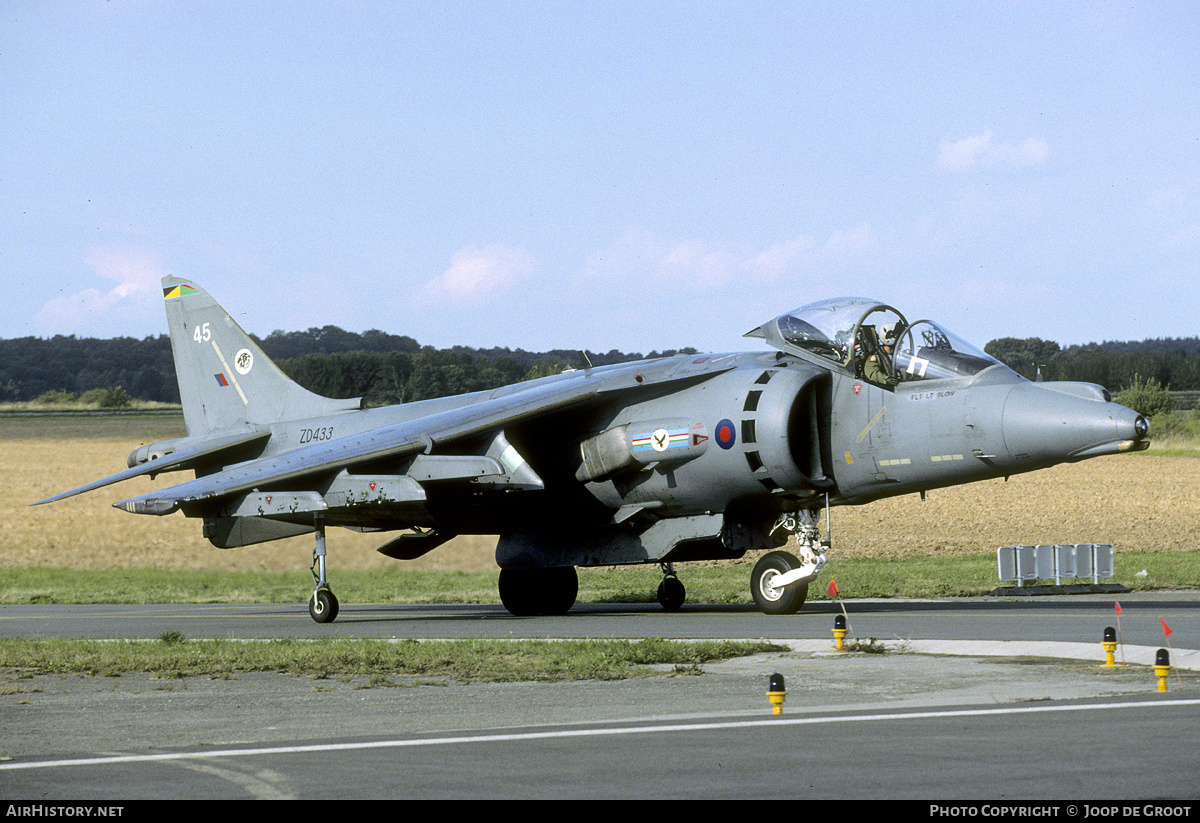 Aircraft Photo of ZD433 | British Aerospace Harrier GR7 | UK - Air Force | AirHistory.net #157072