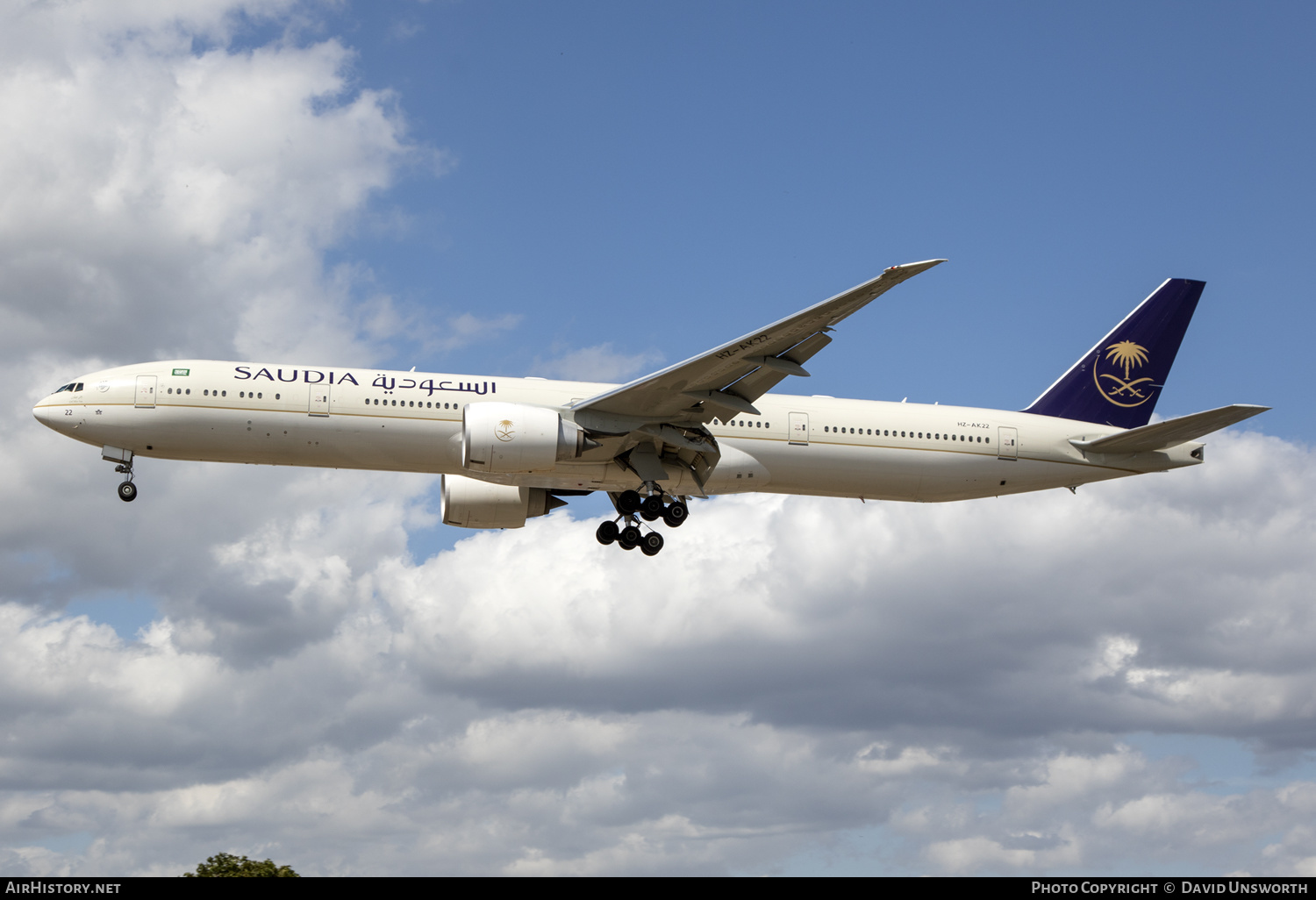 Aircraft Photo of HZ-AK22 | Boeing 777-368/ER | Saudia - Saudi Arabian Airlines | AirHistory.net #157133