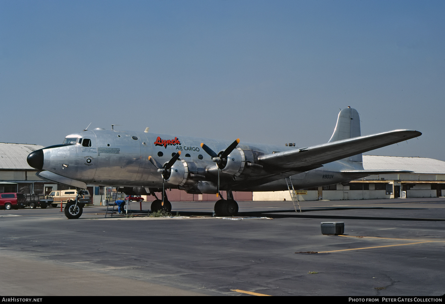 Aircraft Photo of N9013V | Douglas C-54E Skymaster | Lynch Air Cargo | AirHistory.net #157155