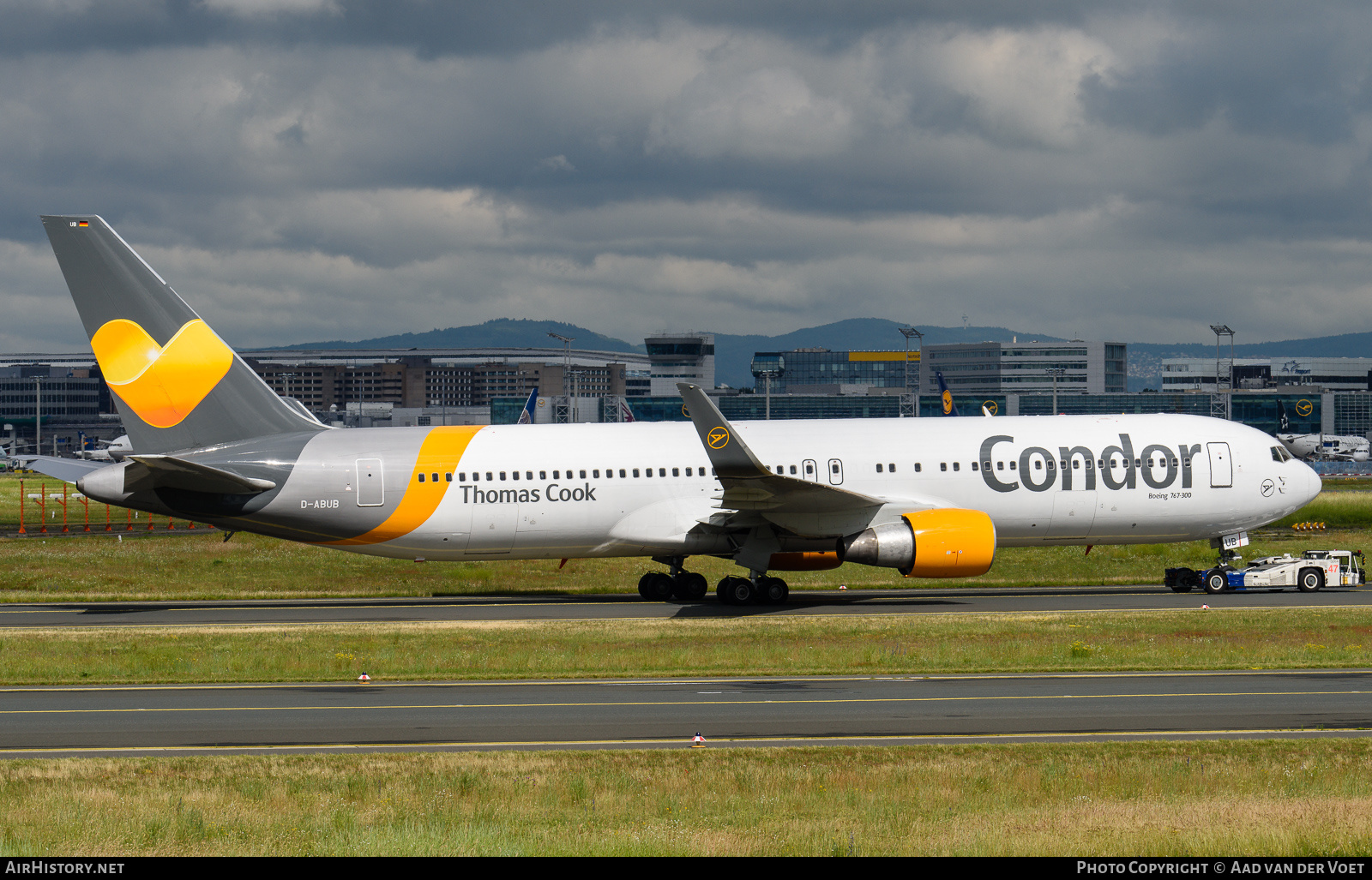 Aircraft Photo of D-ABUB | Boeing 767-330/ER | Condor Flugdienst | AirHistory.net #157242