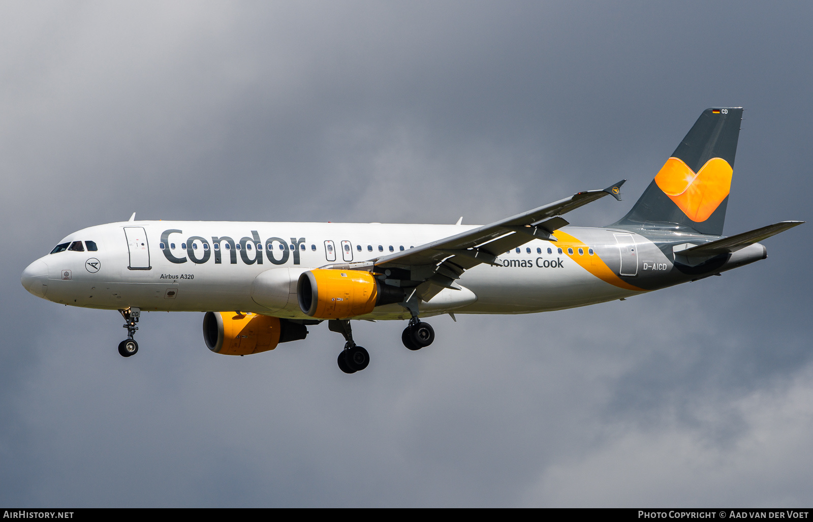 Aircraft Photo of D-AICD | Airbus A320-212 | Condor Flugdienst | AirHistory.net #157246