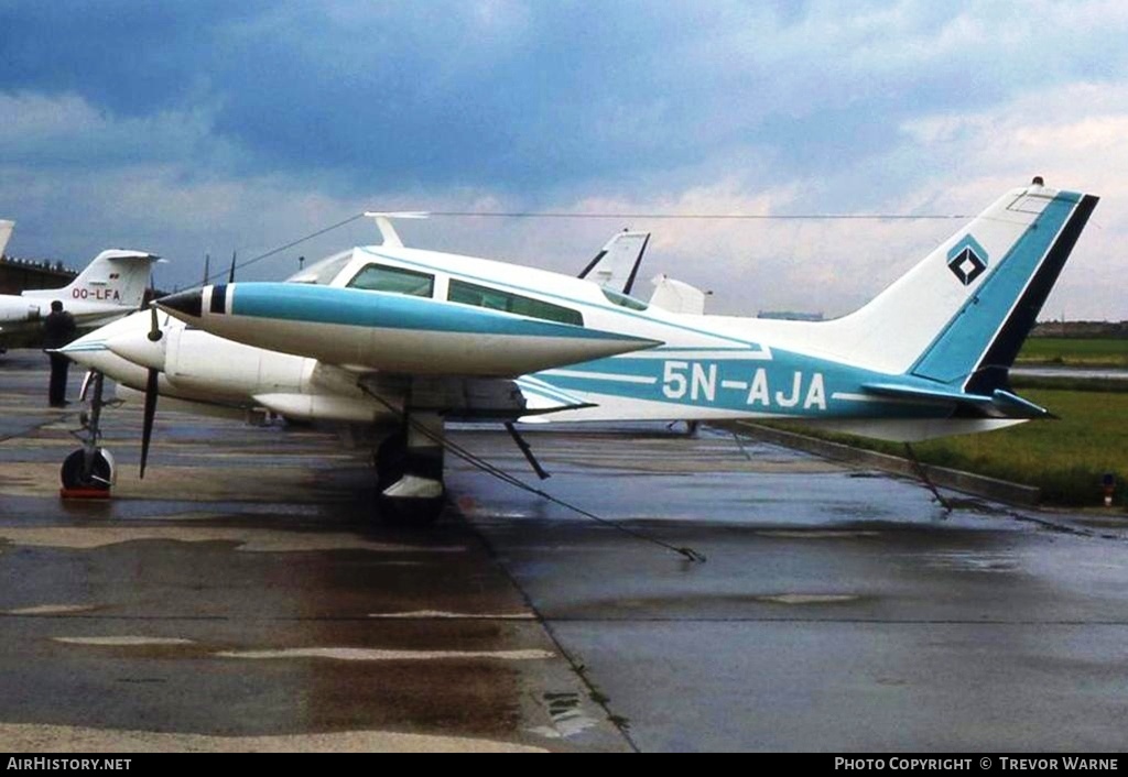 Aircraft Photo of 5N-AJA | Cessna 310Q | AirHistory.net #157282