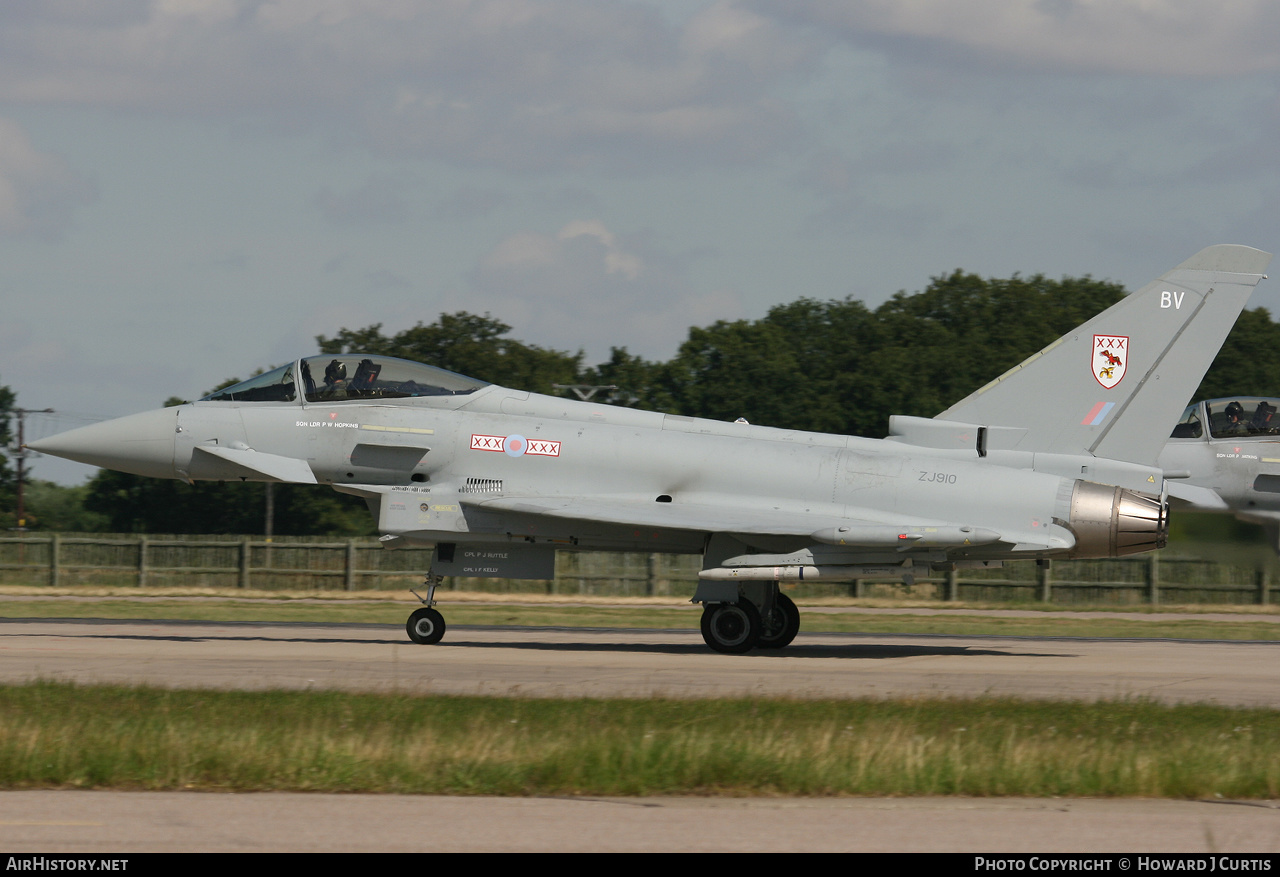 Aircraft Photo of ZJ910 | Eurofighter EF-2000 Typhoon F2 | UK - Air Force | AirHistory.net #157359