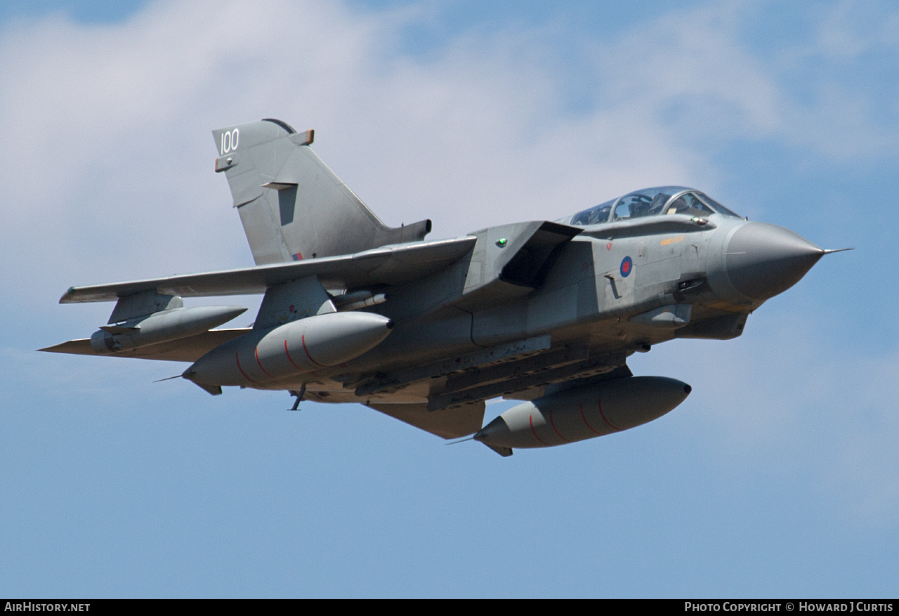 Aircraft Photo of ZD792 | Panavia Tornado GR4 | UK - Air Force | AirHistory.net #157372
