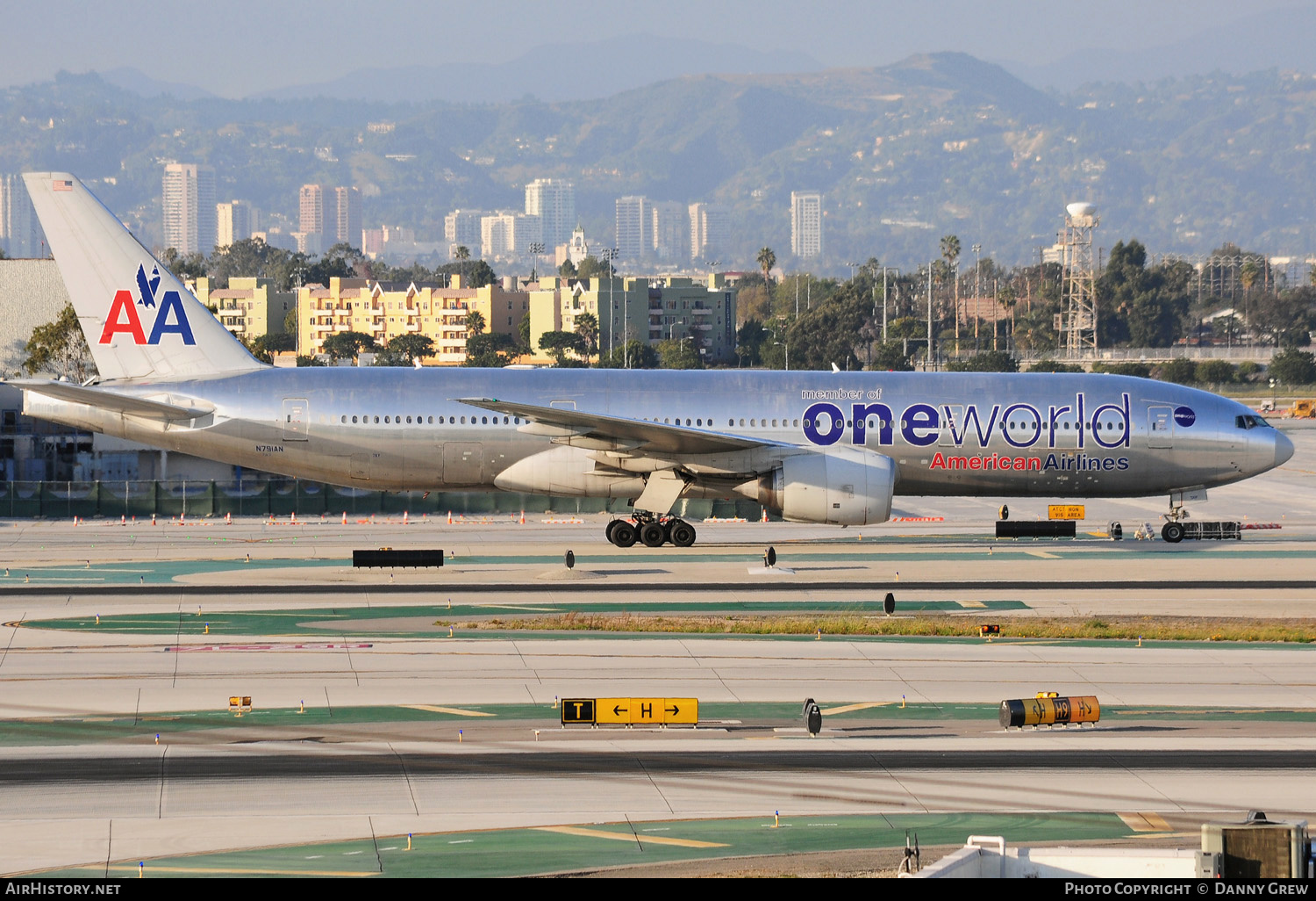 Aircraft Photo of N791AN | Boeing 777-223/ER | American Airlines | AirHistory.net #157377