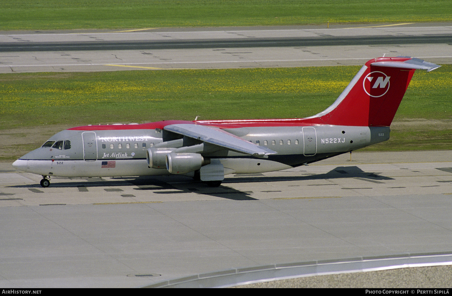 Aircraft Photo of N522XJ | BAE Systems Avro 146-RJ85 | Northwest Jet Airlink | AirHistory.net #157413