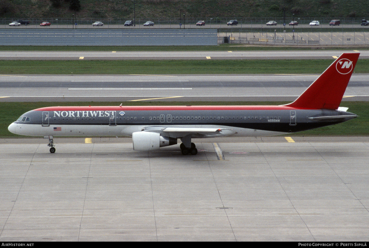 Aircraft Photo of N555NW | Boeing 757-251 | Northwest Airlines | AirHistory.net #157426