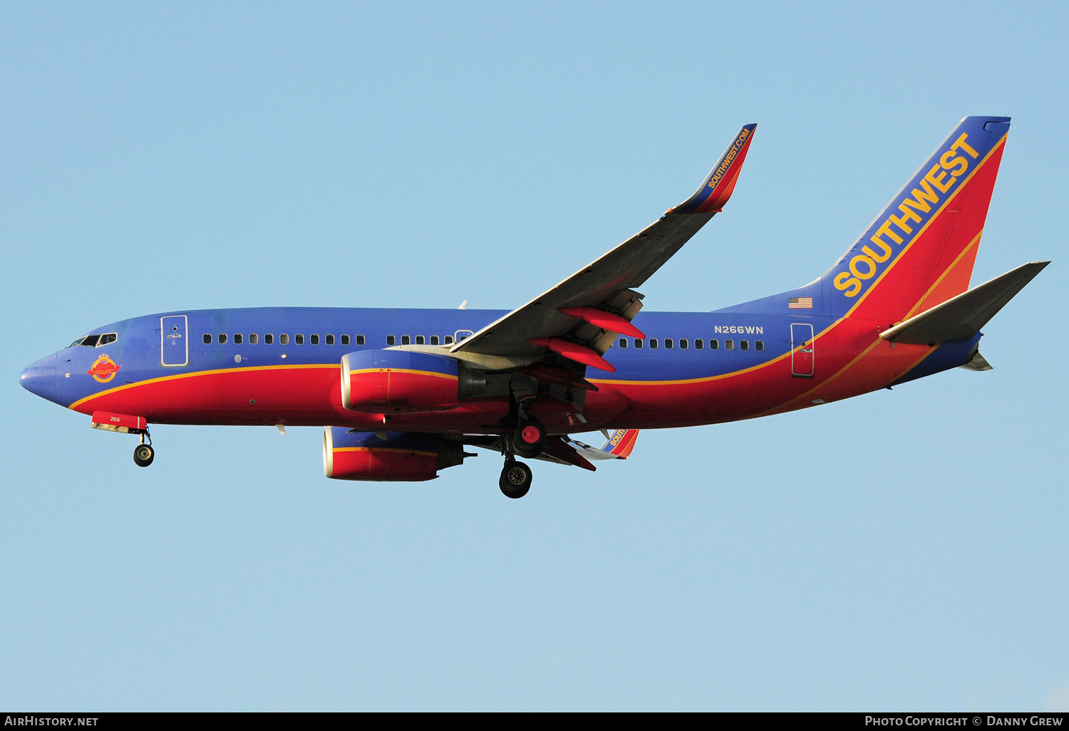 Aircraft Photo of N266WN | Boeing 737-7H4 | Southwest Airlines | AirHistory.net #157449