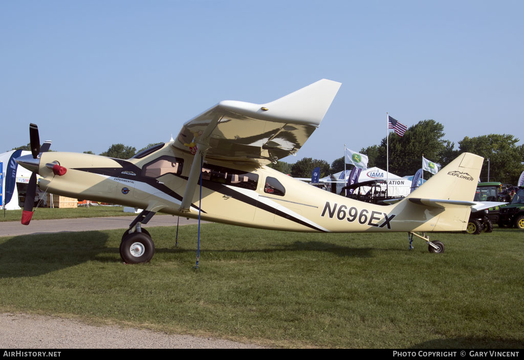 Aircraft Photo of N696EX | NF Aircraft Explorer | AirHistory.net #157498