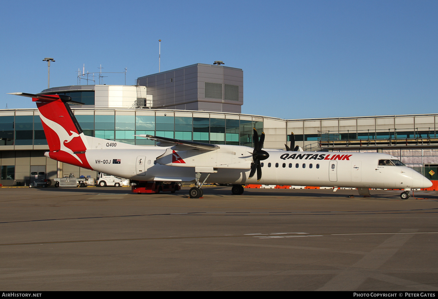 Aircraft Photo of VH-QOJ | Bombardier DHC-8-402 Dash 8 | QantasLink | AirHistory.net #157525