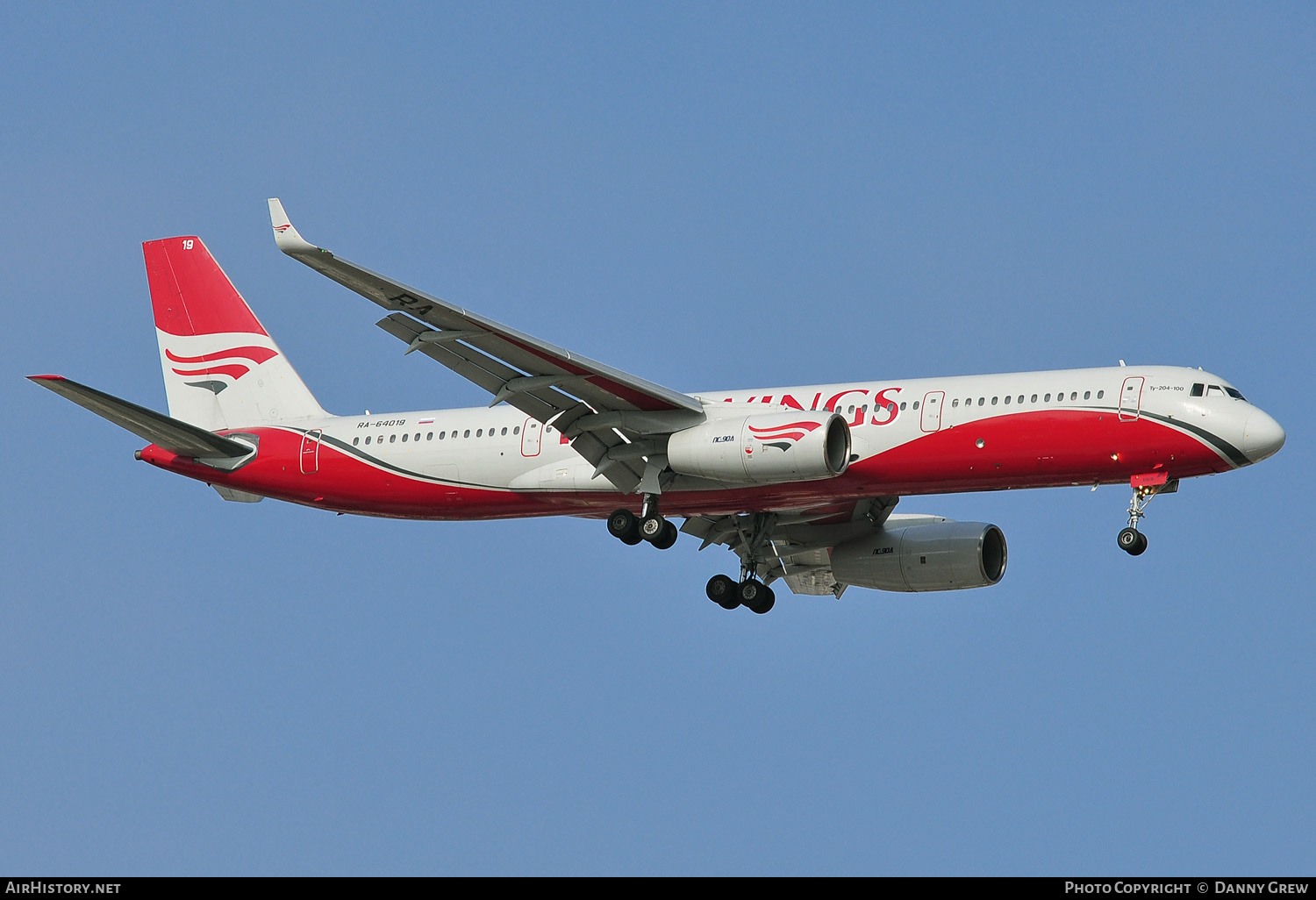 Aircraft Photo of RA-64019 | Tupolev Tu-204-100 | Red Wings | AirHistory.net #157527