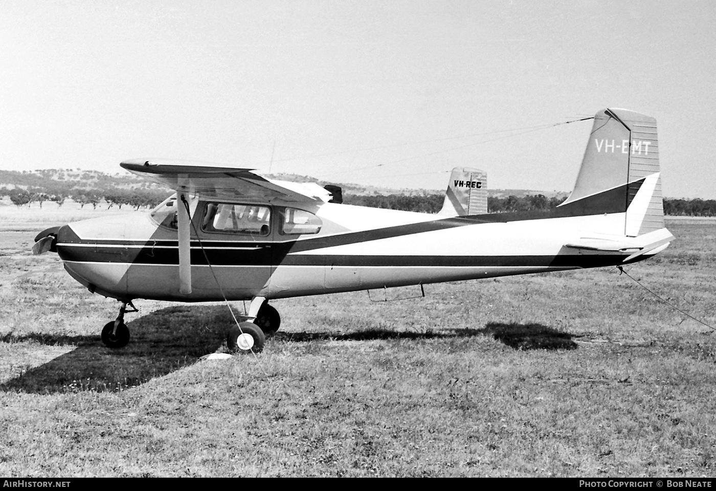 Aircraft Photo of VH-EMT | Cessna 182A | AirHistory.net #157538