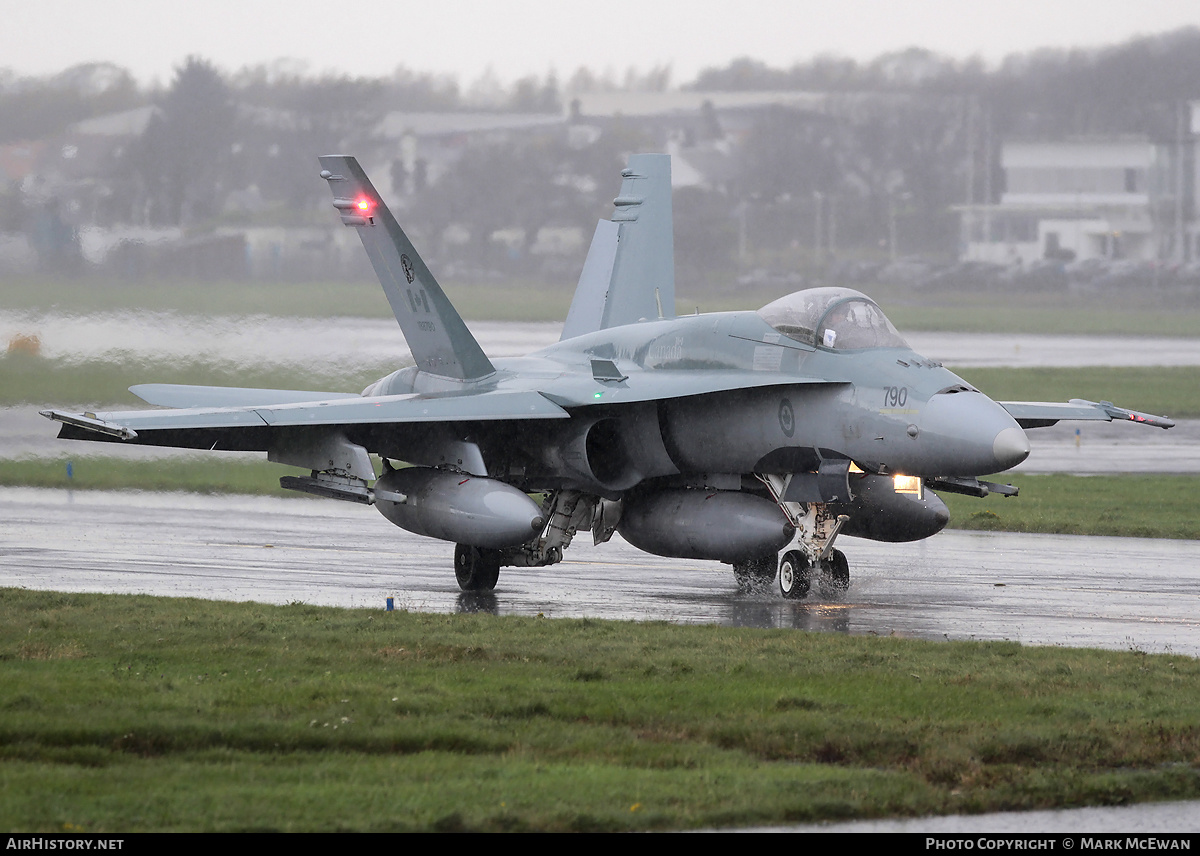Aircraft Photo of 188790 | McDonnell Douglas CF-188 Hornet | Canada - Air Force | AirHistory.net #157594