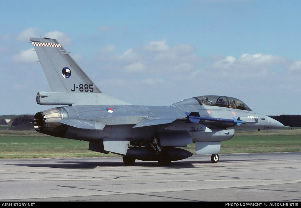 Aircraft Photo of J-885 | General Dynamics F-16B Fighting Falcon | Netherlands - Air Force | AirHistory.net #157651