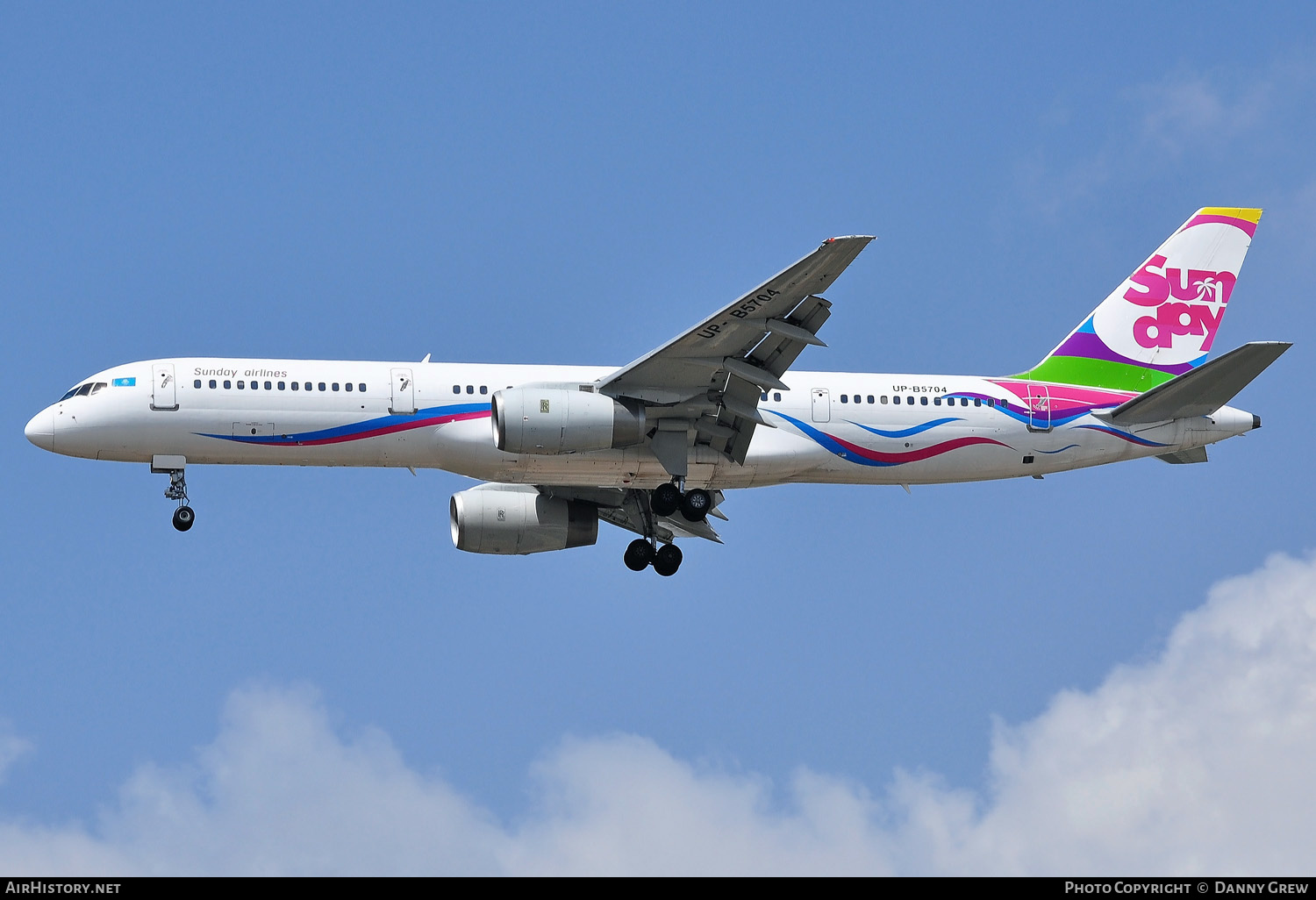 Aircraft Photo of UP-B5704 | Boeing 757-21B | Sunday Airlines | AirHistory.net #157697