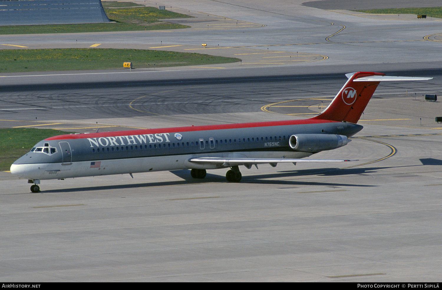 Aircraft Photo of N765NC | McDonnell Douglas DC-9-51 | Northwest Airlines | AirHistory.net #157702