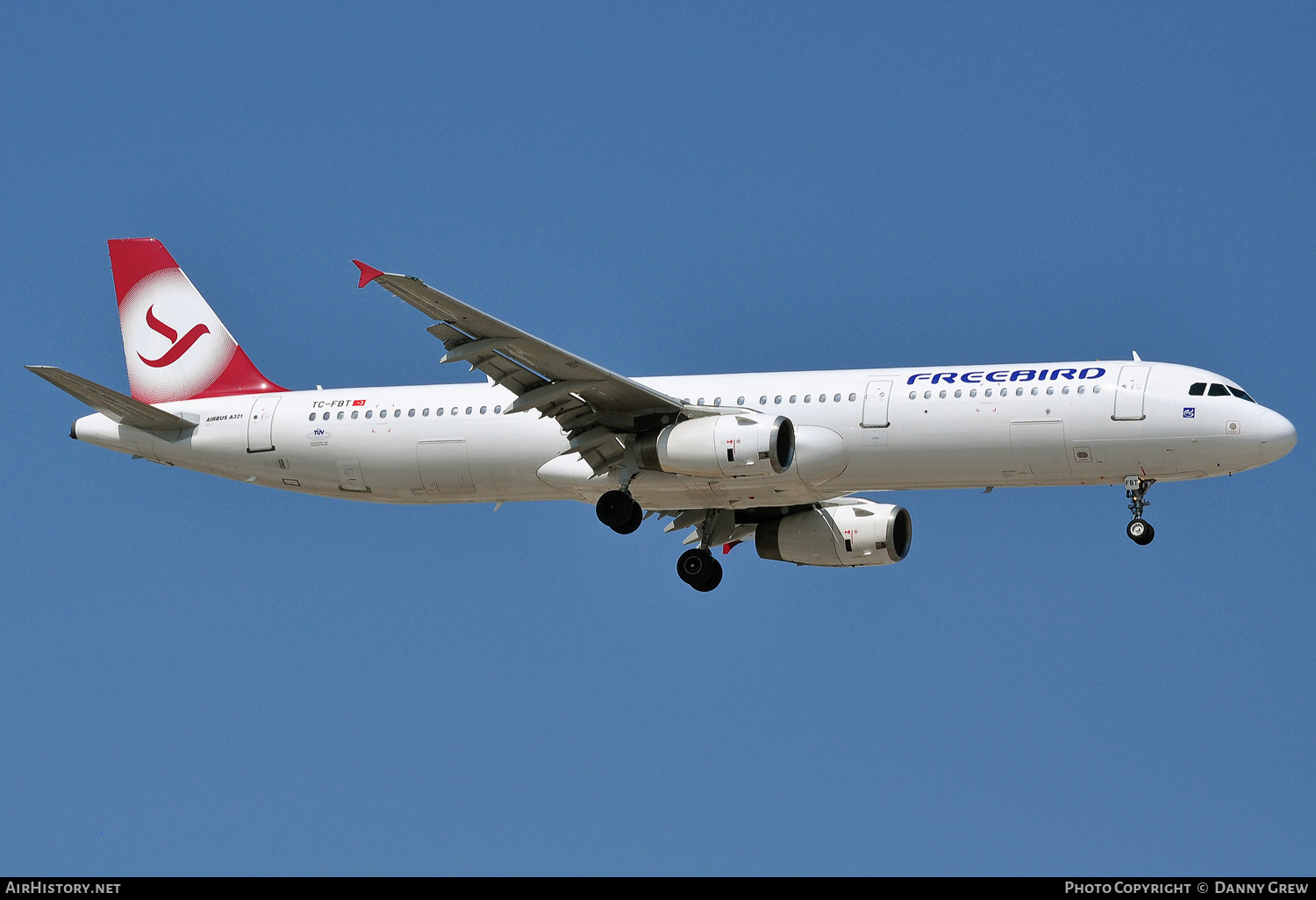 Aircraft Photo of TC-FBT | Airbus A321-231 | Freebird Airlines | AirHistory.net #157704
