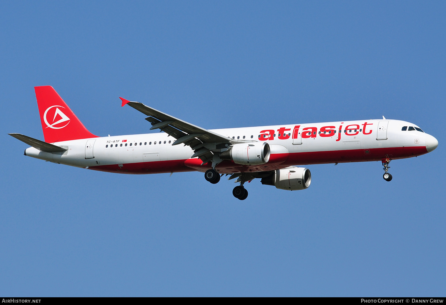 Aircraft Photo of TC-ATF | Airbus A321-211 | AtlasGlobal Airlines | AirHistory.net #157722