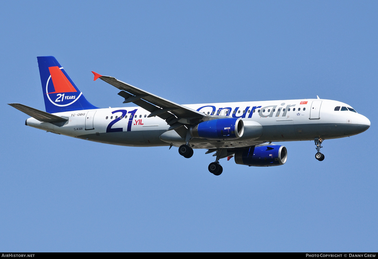 Aircraft Photo of TC-OBG | Airbus A320-233 | Onur Air | AirHistory.net #157741