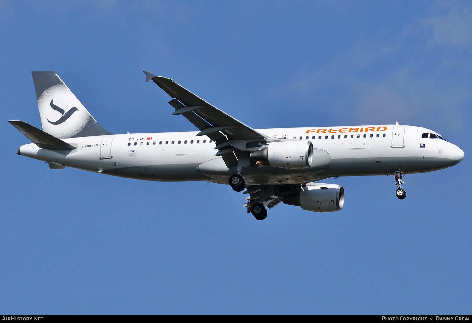 Aircraft Photo of TC-FBV | Airbus A320-214 | Freebird Airlines | AirHistory.net #157748
