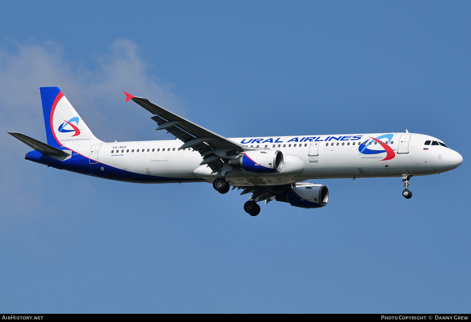 Aircraft Photo of VQ-BOF | Airbus A321-211 | Ural Airlines | AirHistory.net #157762