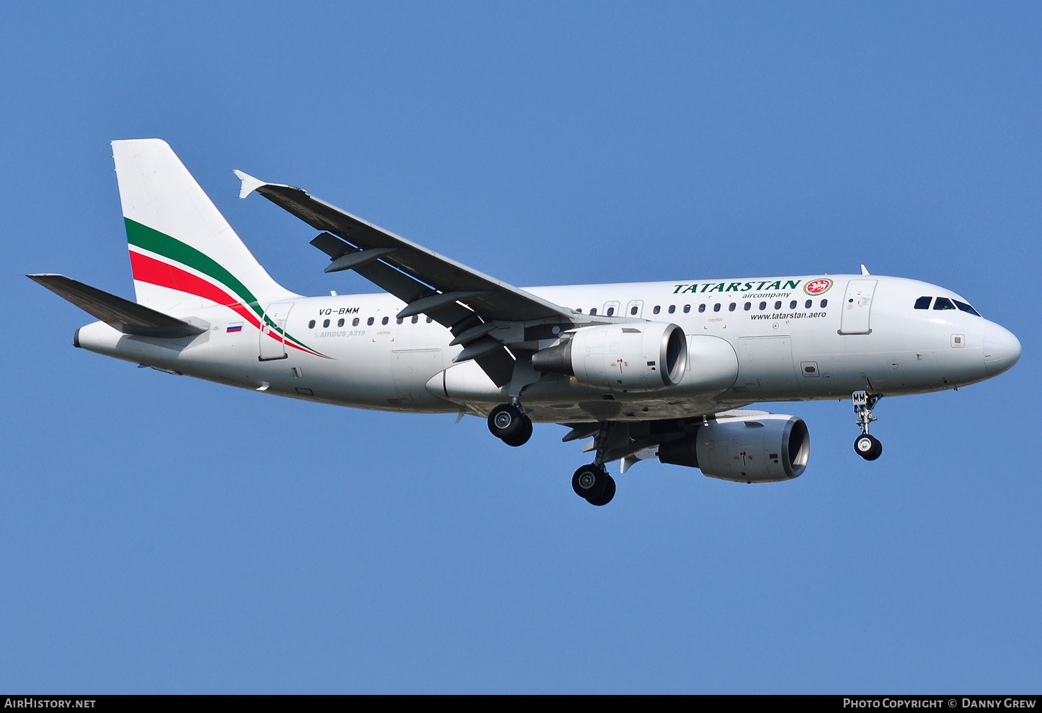 Aircraft Photo of VQ-BMM | Airbus A319-112 | Tatarstan Aircompany | AirHistory.net #157766