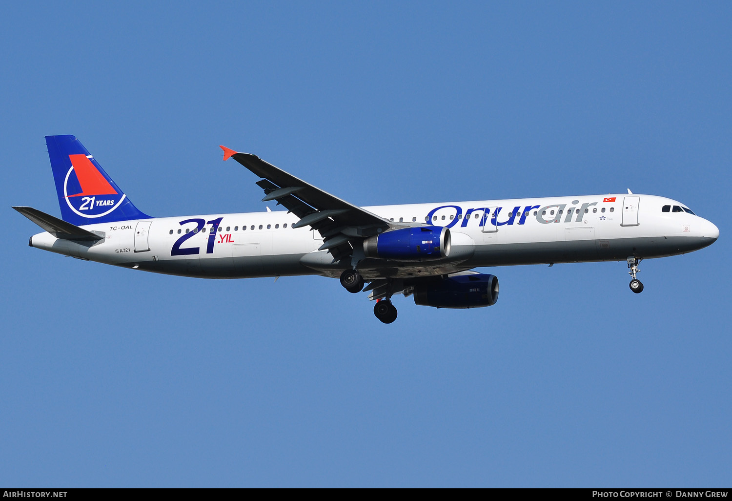 Aircraft Photo of TC-OAL | Airbus A321-231 | Onur Air | AirHistory.net #157774